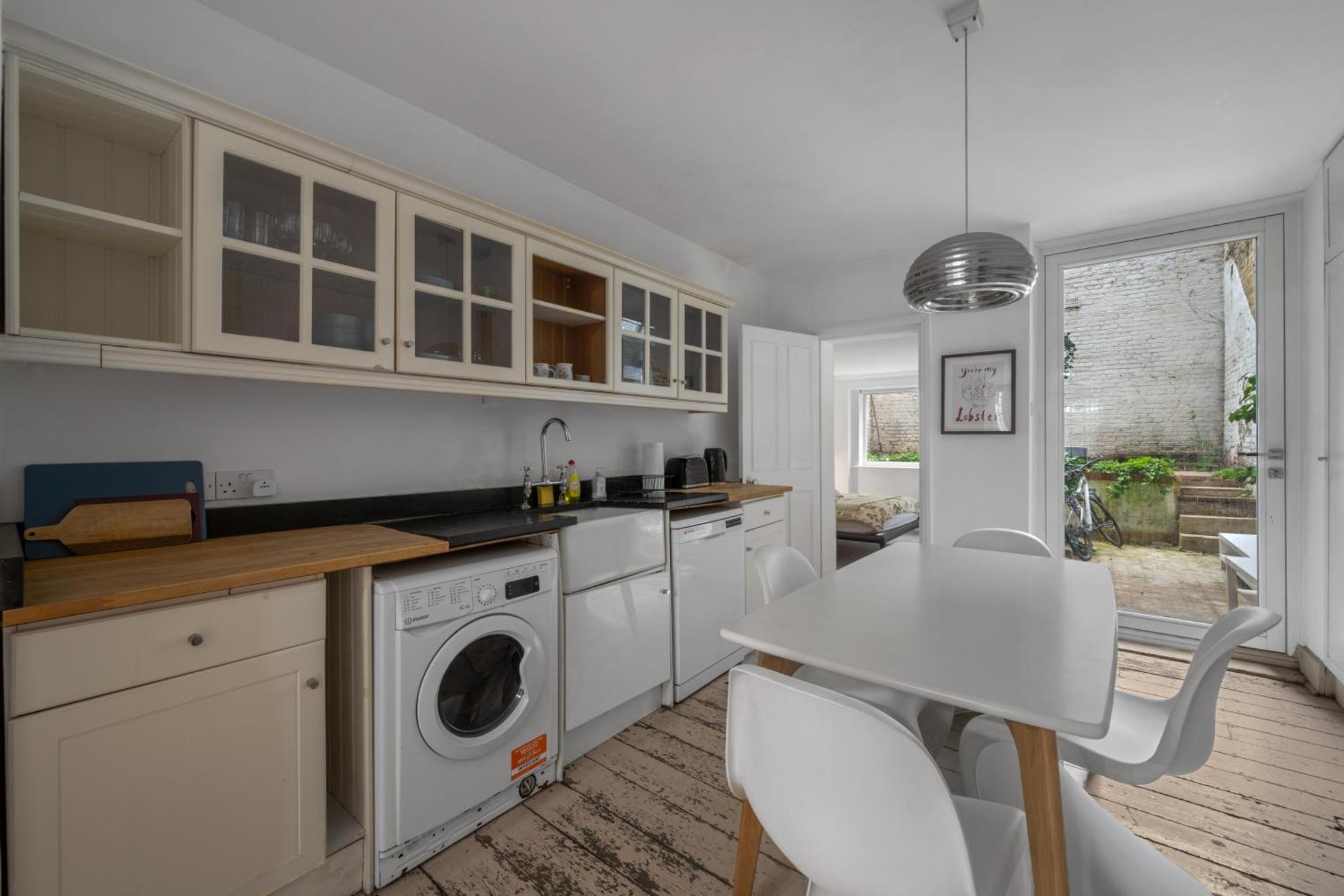 Chelsea 1-bed Flat With Patio Apartamento